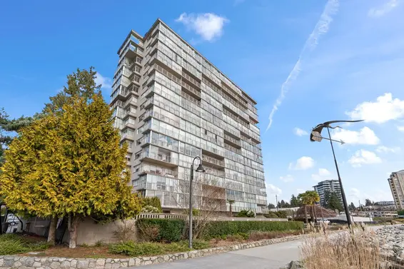 203 150 24th Street, West Vancouver