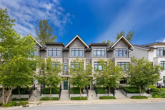 8 1960 Glenaire Drive, North Vancouver