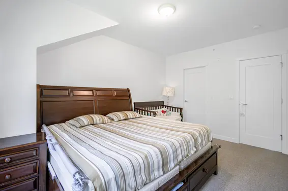 8 1960 Glenaire Drive, North Vancouver For Sale - image 19