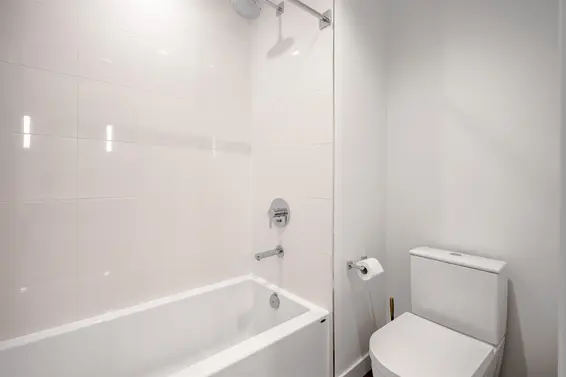 8 1960 Glenaire Drive, North Vancouver For Sale - image 27
