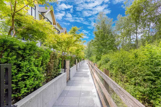 8 1960 Glenaire Drive, North Vancouver For Sale - image 37