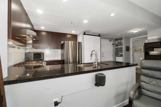 213 1288 Chesterfield Avenue, North Vancouver For Sale - image 14