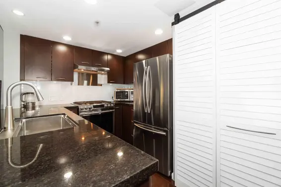 213 1288 Chesterfield Avenue, North Vancouver For Sale - image 16