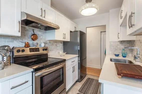 404 1425 Esquimalt Avenue, West Vancouver For Sale - image 18