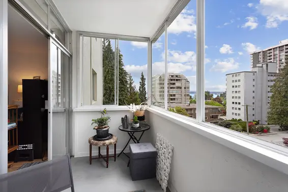 404 1425 Esquimalt Avenue, West Vancouver For Sale - image 9