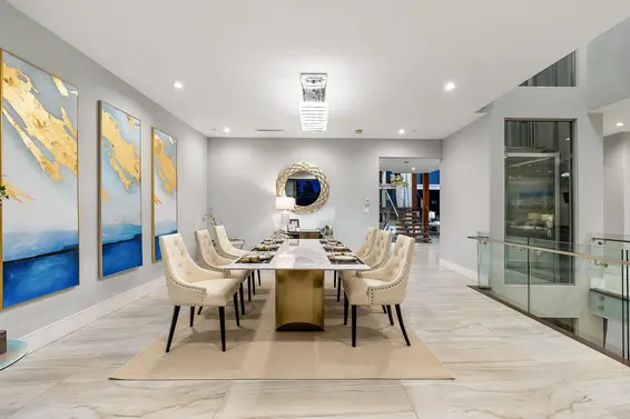 2052 Inglewood Avenue, West Vancouver For Sale - image 12