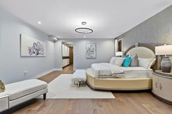 2052 Inglewood Avenue, West Vancouver For Sale - image 22