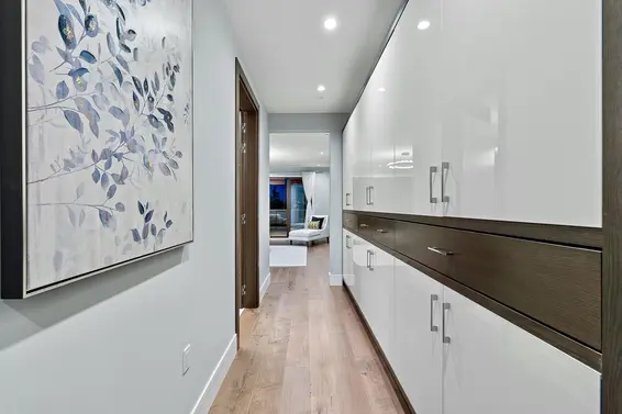 2052 Inglewood Avenue, West Vancouver For Sale - image 23