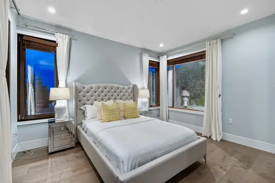 2052 Inglewood Avenue, West Vancouver For Sale - image 28