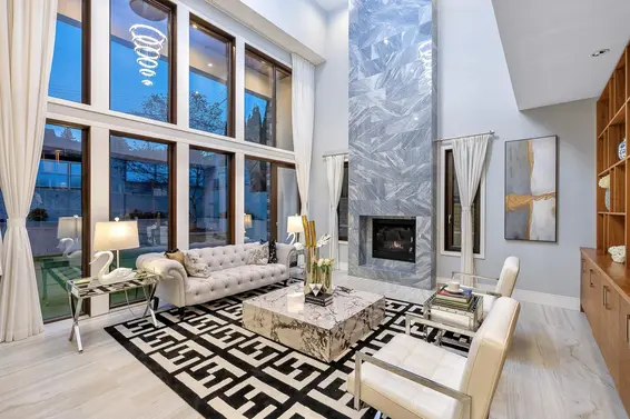 2052 Inglewood Avenue, West Vancouver For Sale - image 3