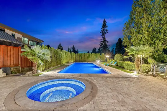 2052 Inglewood Avenue, West Vancouver For Sale - image 35