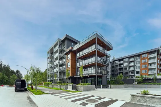 209 3594 Malsum Drive, North Vancouver