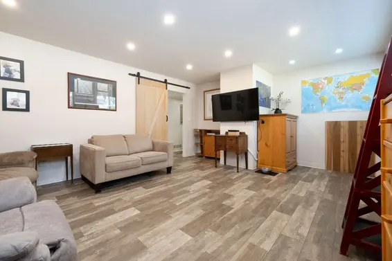 2573 Kilmarnock Crescent, North Vancouver For Sale - image 22