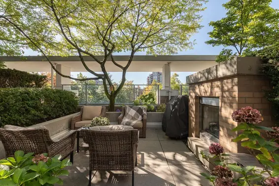 14 166 West 13th Street, North Vancouver For Sale - image 1