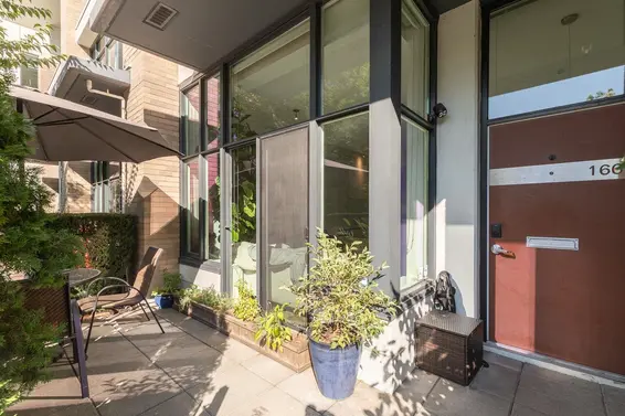 14 166 West 13th Street, North Vancouver For Sale - image 3