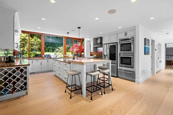 537 Eastcot Road, West Vancouver For Sale - image 10