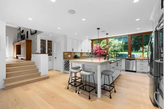 537 Eastcot Road, West Vancouver For Sale - image 12