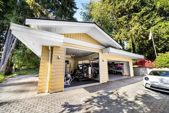 537 Eastcot Road, West Vancouver For Sale - image 38