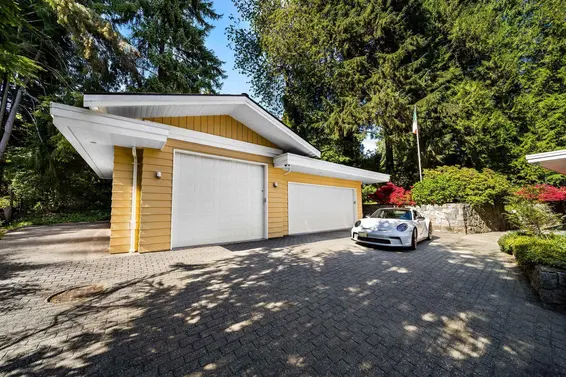537 Eastcot Road, West Vancouver For Sale - image 39