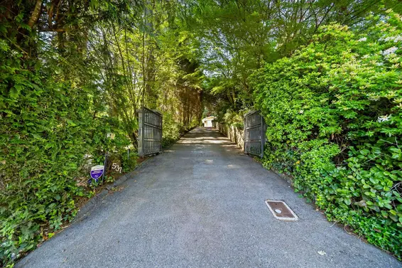 537 Eastcot Road, West Vancouver For Sale - image 5