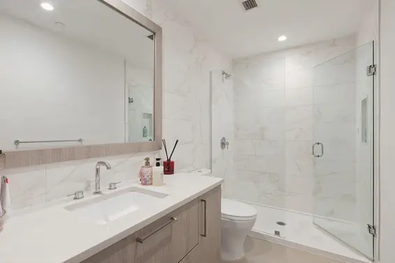 203 747 East 3rd Street, North Vancouver For Sale - image 18