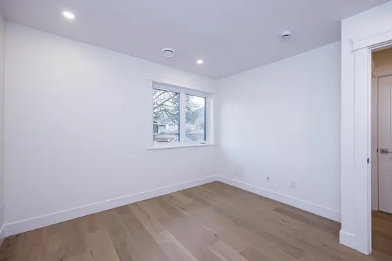 254 East 18th Street, North Vancouver For Sale - image 26