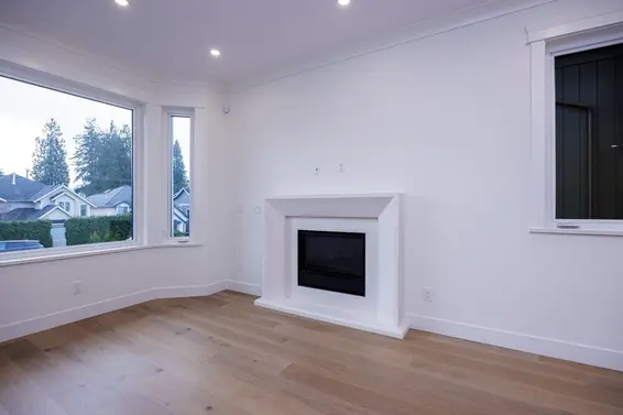 254 East 18th Street, North Vancouver For Sale - image 6