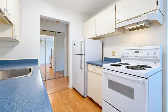 214 310 West 3rd Street, North Vancouver For Sale - image 4