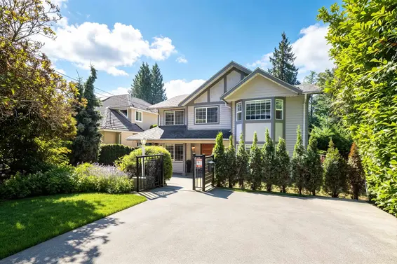 1788 Gordon Avenue, West Vancouver For Sale - image 2
