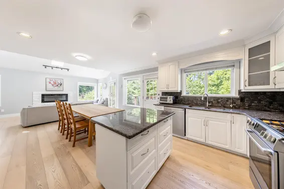1788 Gordon Avenue, West Vancouver For Sale - image 8