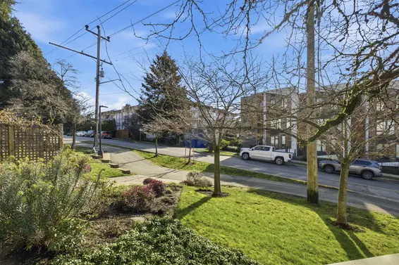 101 156 West 21st Street, North Vancouver For Sale - image 17