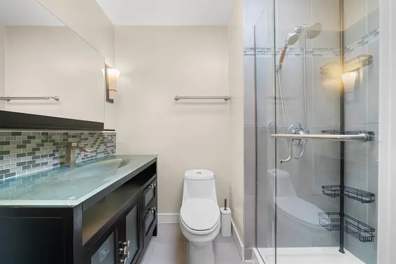 3849 Bayridge Avenue, West Vancouver For Sale - image 16