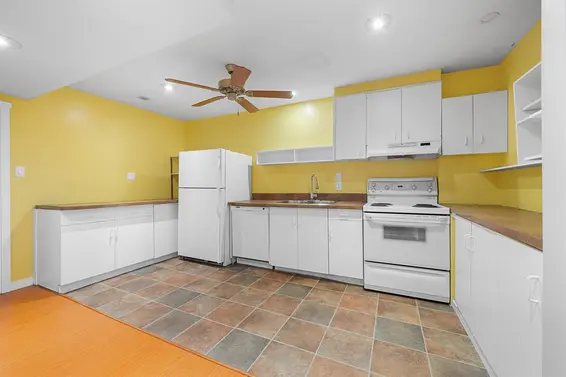 3849 Bayridge Avenue, West Vancouver For Sale - image 28