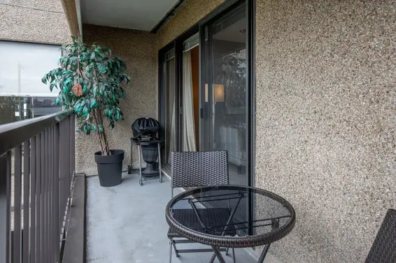 302 330 East 1st Street, North Vancouver For Sale - image 17