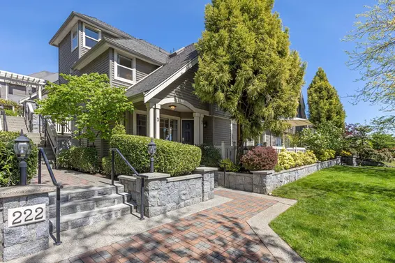 3 222 East 5th Street, North Vancouver For Sale - image 2