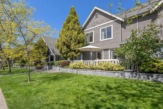 3 222 East 5th Street, North Vancouver For Sale - image 3