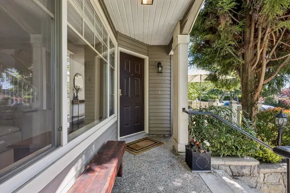 3 222 East 5th Street, North Vancouver For Sale - image 4