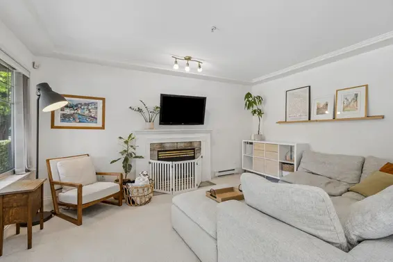 3 222 East 5th Street, North Vancouver For Sale - image 7