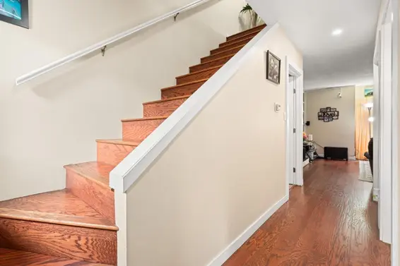 883 Old Lillooet Road, North Vancouver For Sale - image 30