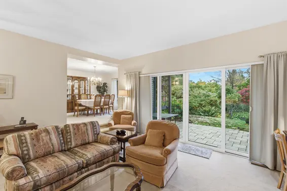 6960 Odlum Court, West Vancouver For Sale - image 5