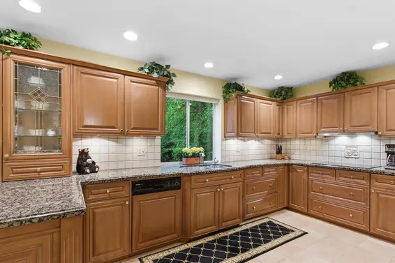 6960 Odlum Court, West Vancouver For Sale - image 7