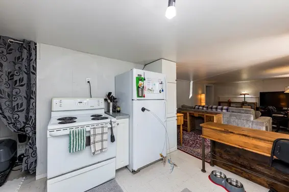 1737 Larson Road, North Vancouver For Sale - image 19