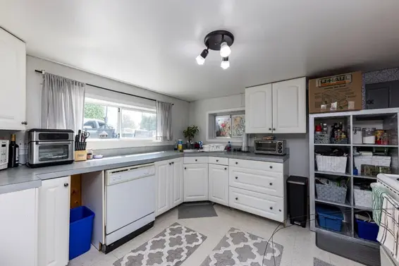 1737 Larson Road, North Vancouver For Sale - image 21