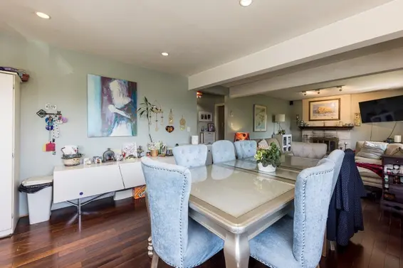 1737 Larson Road, North Vancouver For Sale - image 9