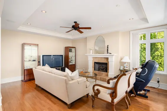 2356 Kadlec Court, West Vancouver For Sale - image 12