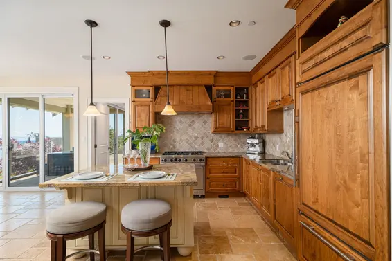 2356 Kadlec Court, West Vancouver For Sale - image 15