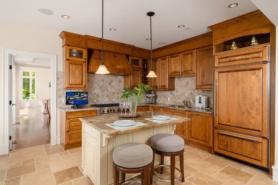 2356 Kadlec Court, West Vancouver For Sale - image 16