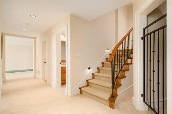 2356 Kadlec Court, West Vancouver For Sale - image 23