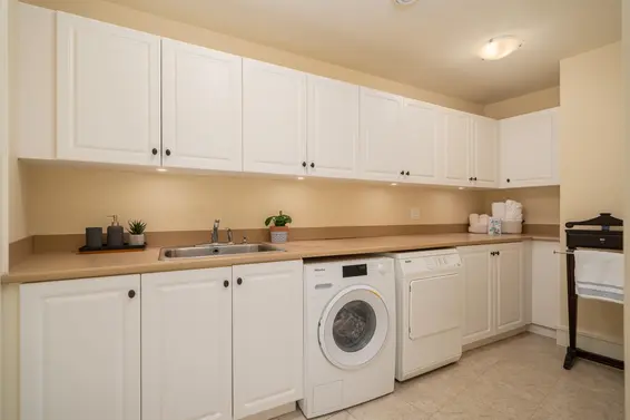 2356 Kadlec Court, West Vancouver For Sale - image 32