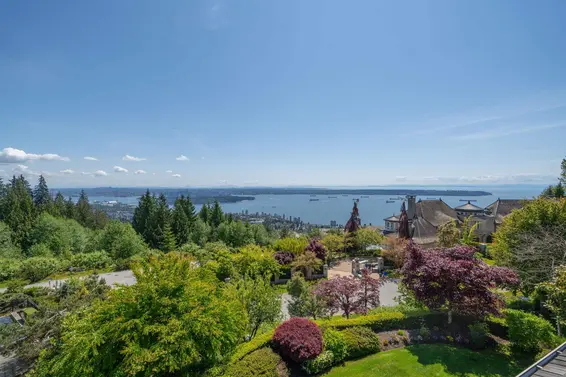 2356 Kadlec Court, West Vancouver For Sale - image 9